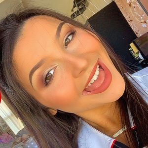 Meet your Posher, Ever rose